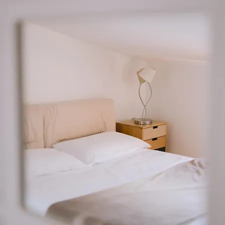 Homestay szállás Mansarda Cavour Centro Garda