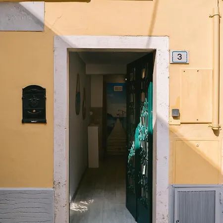 Mansarda Cavour Centro בית אירוח *